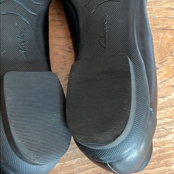 Clarks Shoes Sara Ballet Flat Black 9W Leather wide Comfort Arch Support - Picture 8 of 11